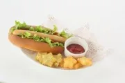アルトとシェリルのチリチリドッグ(激辛) 650円(税別)