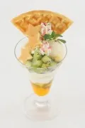超時空シンデレラパフェ 750円(税別)